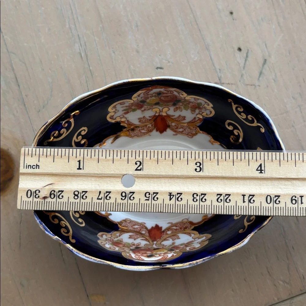 Royal Albert beautiful royal